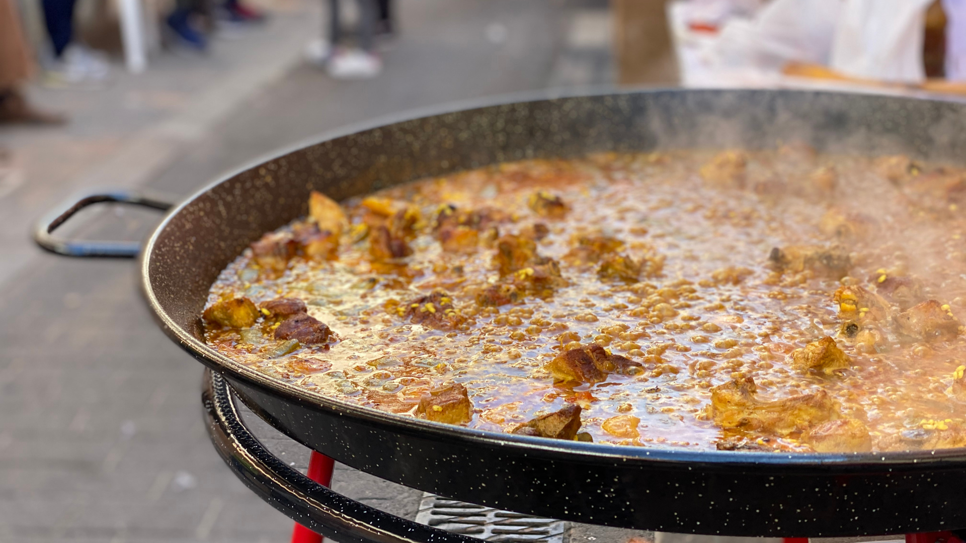 Paellas Delivered to Your Doorstep in Washington, D.C.: Enjoy the Taste of Spain in the Comfort of Your Home